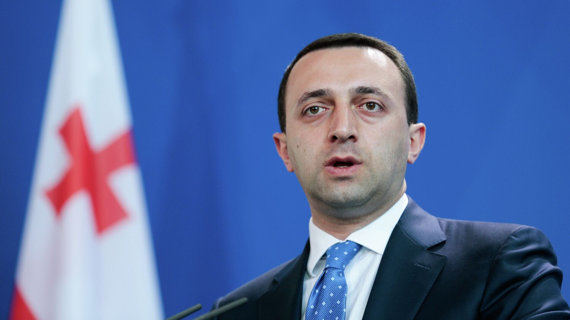 Gruzijas premjers atkāpjas no amata