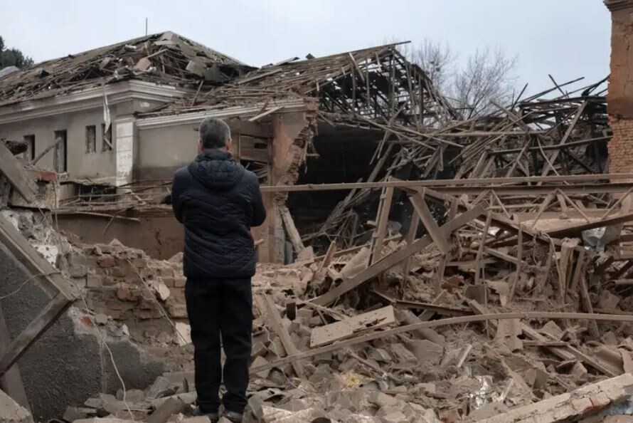 Krievija uzbrukusi Ukrainai ar raķetēm un droniem