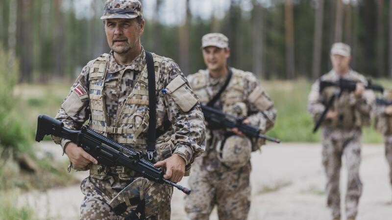 Paredzēs tiesības rezerves karavīriem atteikties no militārā dienesta un tā vietā iziet civilo dienestu
