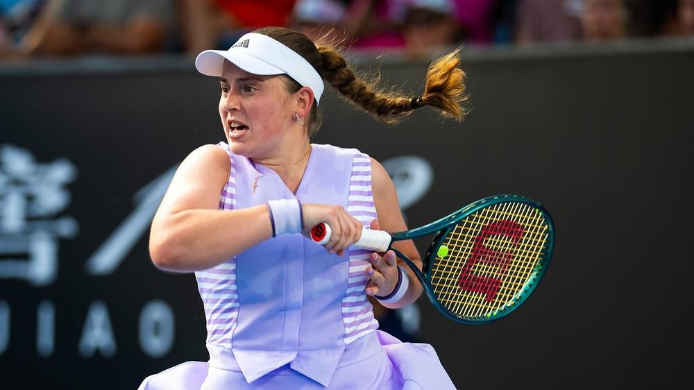 Tenisiste Ostapenko atkāpjas uz 12. vietu pasaules rangā