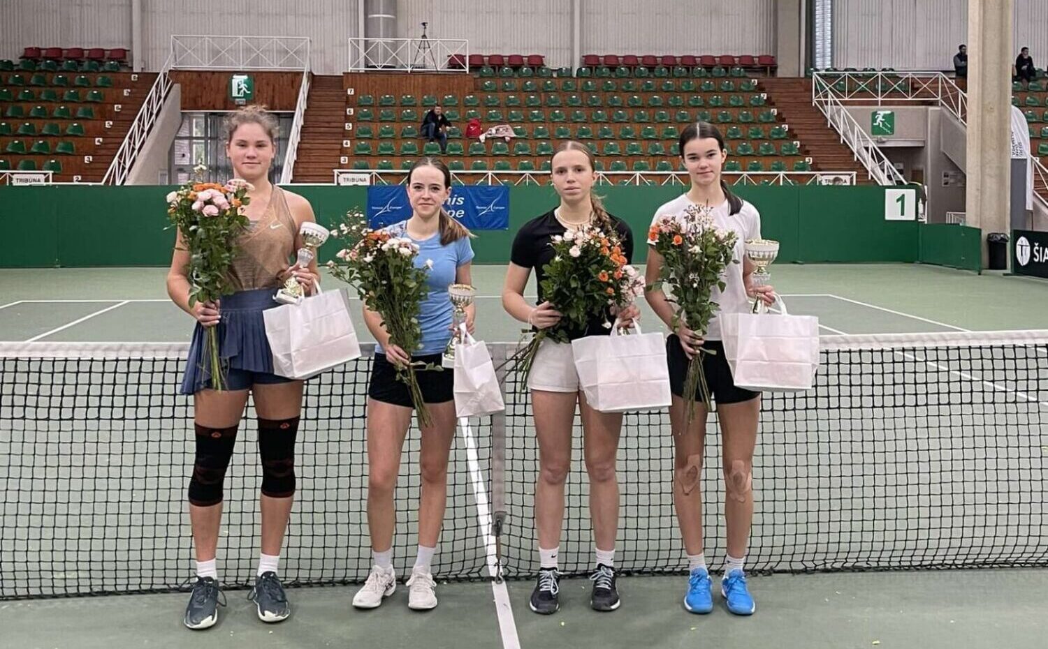 Liepājas jaunās tenisistes triumfē starptautiskajās dubultspēļu sacensībās