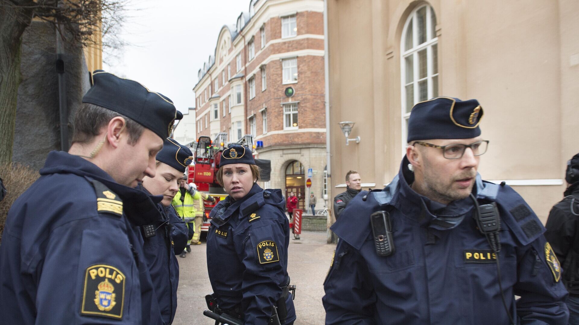 No Zviedrijas deportēts irāņu pāris, kas plānoja nogalināt ebrejus