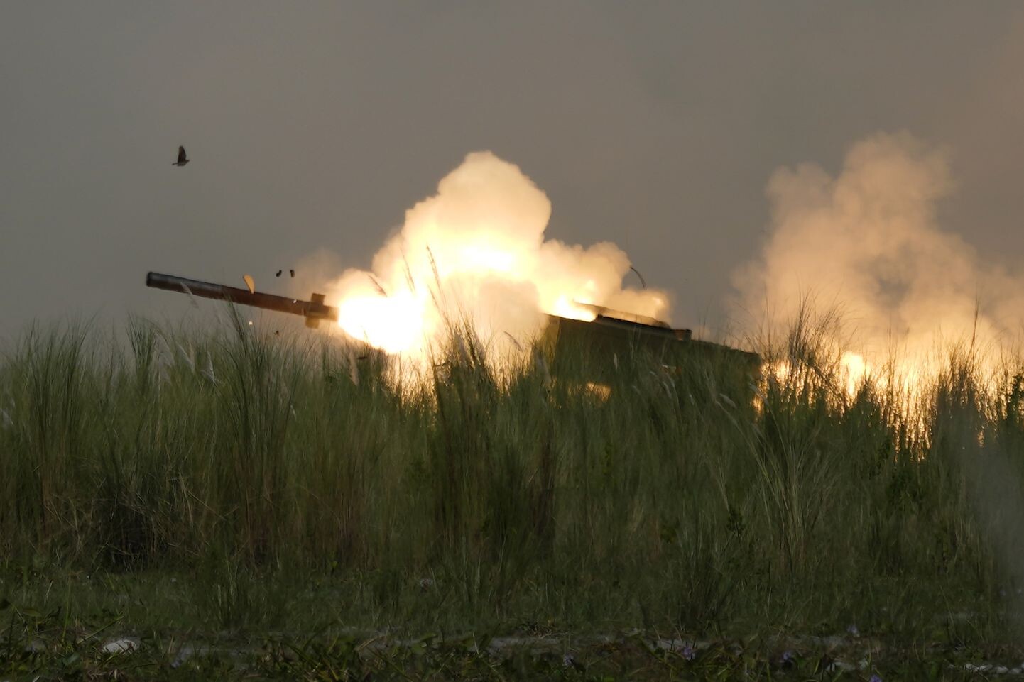 Ukraina raķešu triecienā atkal likvidēta iebrucēju grupa