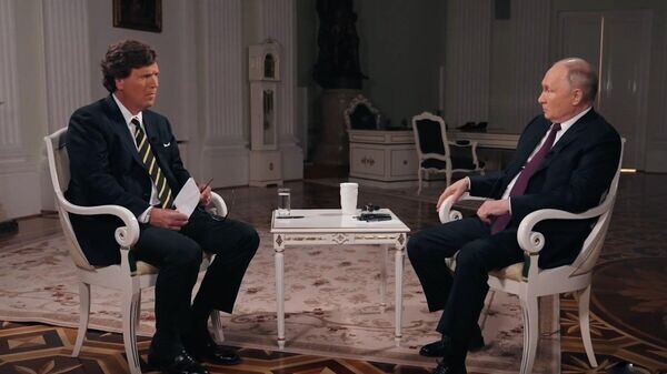 Putins intervijā Karlsonam mudina ASV pārliecināt Ukrainu sēsties pie sarunu galda
