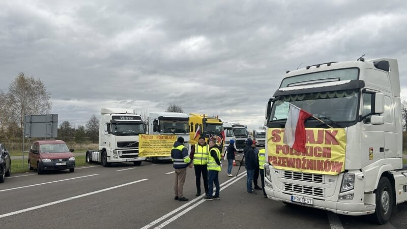 Polijas lauksaimnieki plāno atkal bloķēt robežu ar Ukrainu