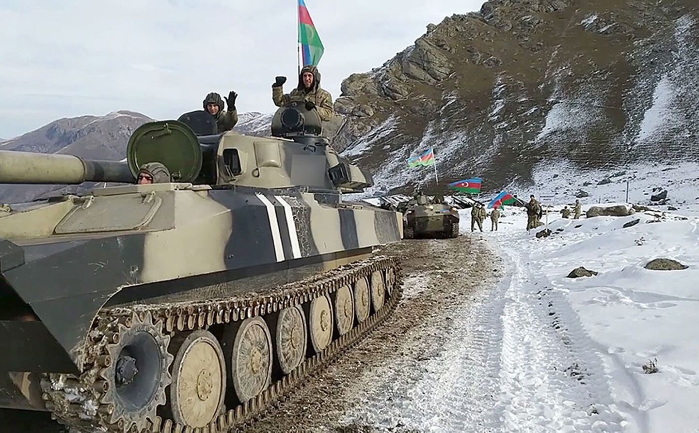 Armēnija un Azerbaidžāna apsūdz viena otru apšaudēs uz robežas