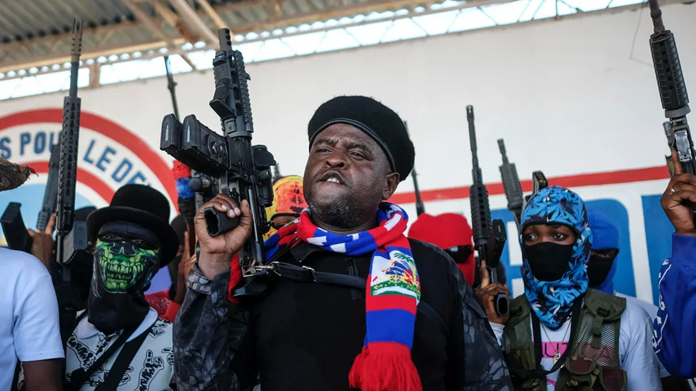 Haiti bandu vadonis brīdina par pilsoņkara iespējamību