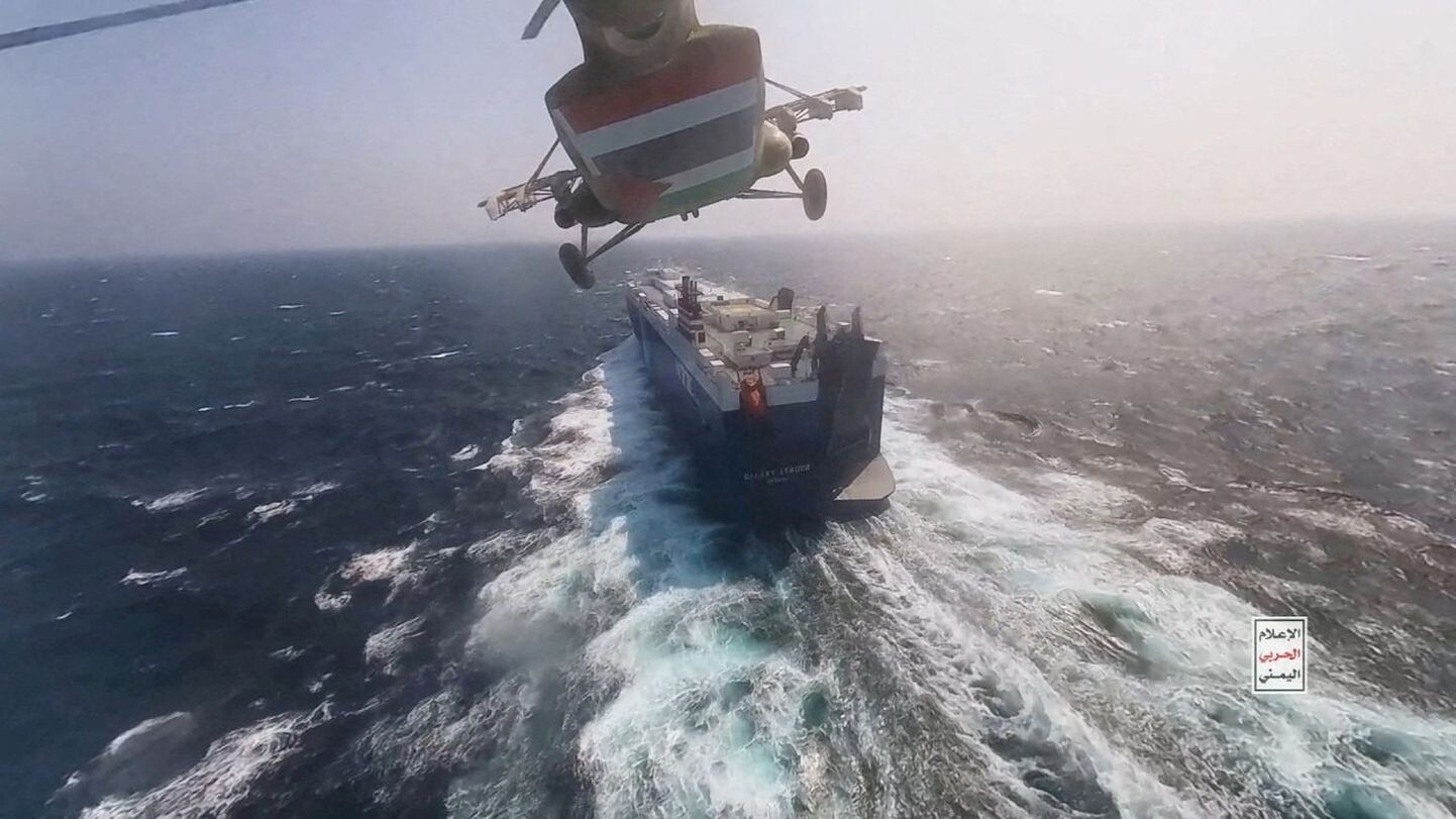 ASV notriec četrus Jemenas hutiešu dronus Sarkanajā jūrā