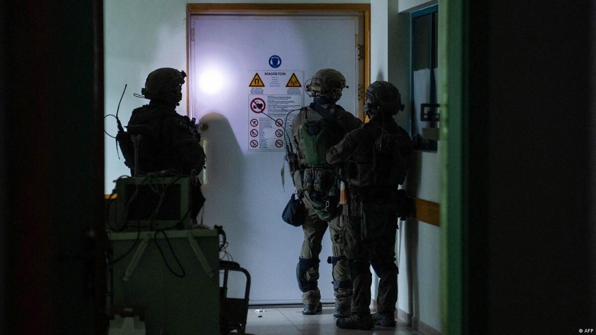 Izraēlas operācijā Gazas al Šifas slimnīcā sagūstīti vairāk nekā 350 kaujinieki