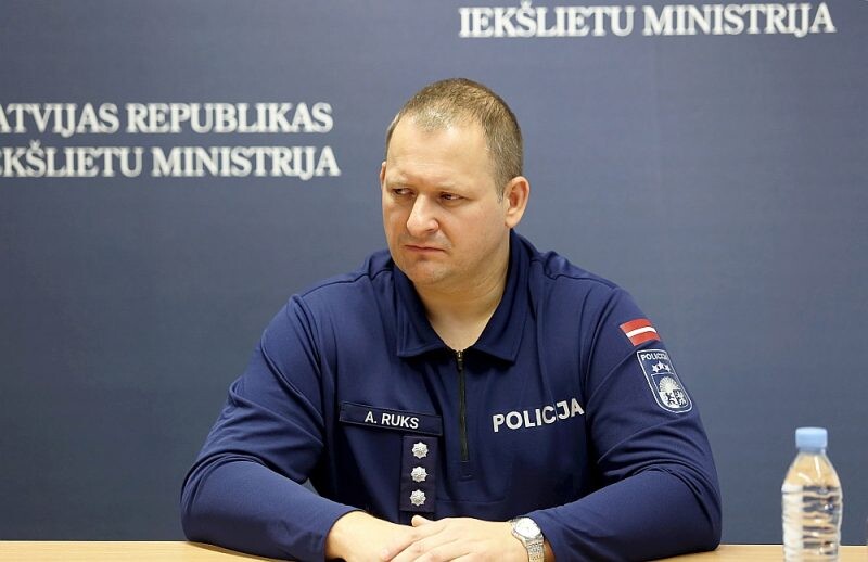 Pārbaudīs Krievijas prezidenta “vēlēšanu” dalībnieku tiesības uzturēties Latvijā