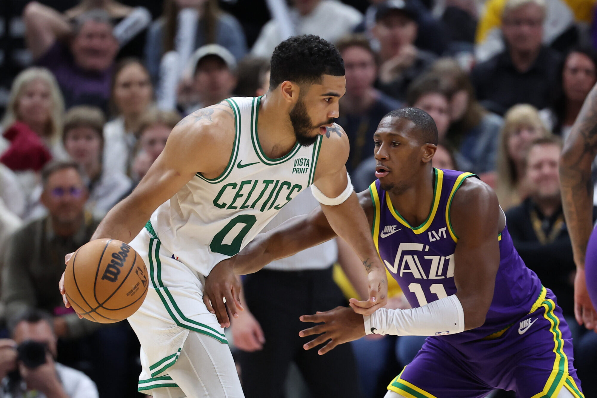 Video: “Celtics” bez Porziņģa izcīna uzvaru pār “Jazz”