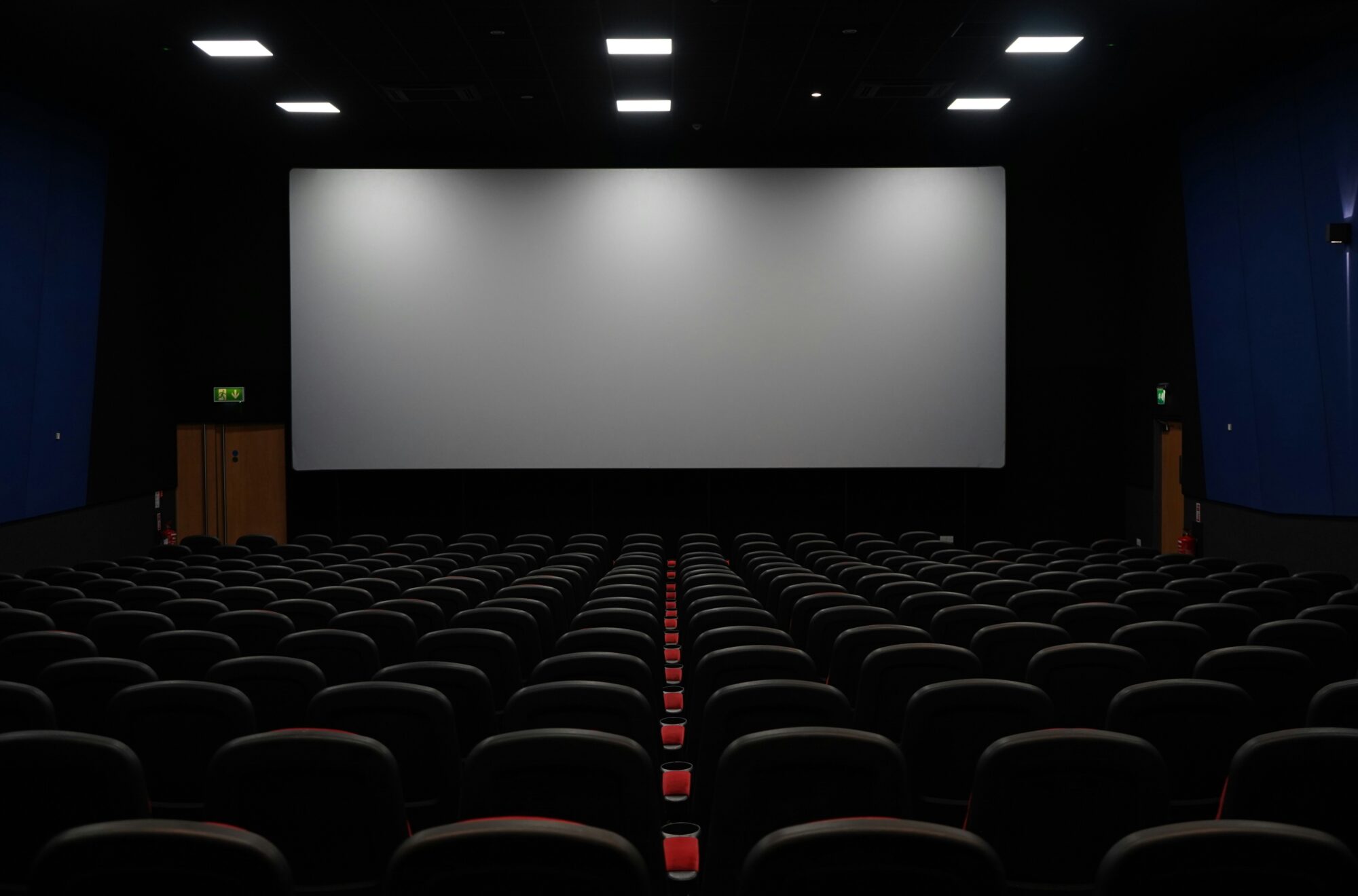 Krievijā pēc izplatītāju ultimāta pārtrauc Holivudas filmu nelegālu izrādīšanu
