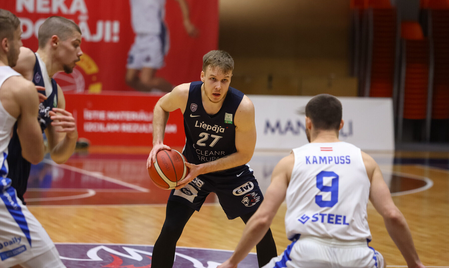 “Ogres” un “Liepājas” basketbolisti aizvadīs izšķirīgo spēli par iekļūšanu LBL pusfinālā