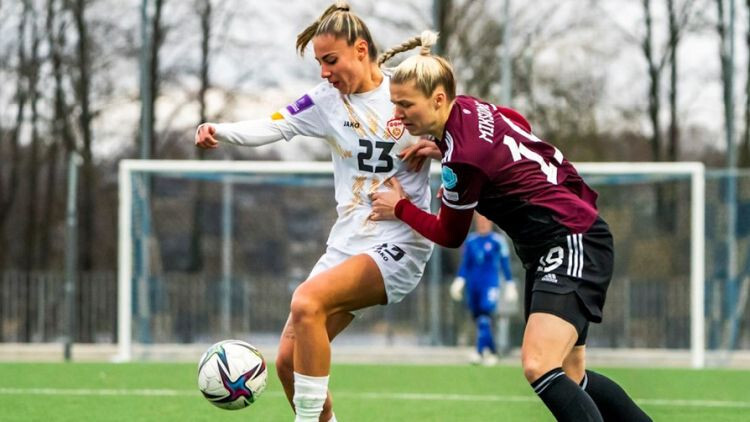 Latvijas futbolistes EČ kvalifikāciju sāk ar neveiksmi