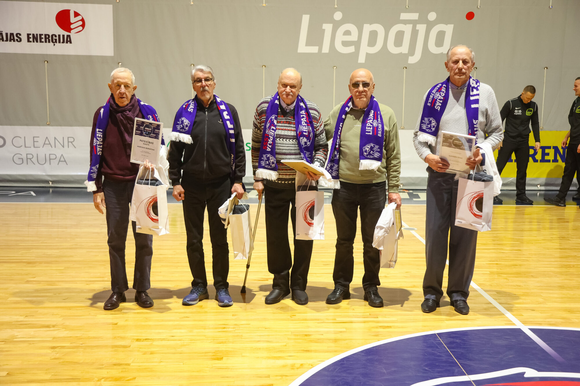 Sveic Liepājas basketbola leģendas