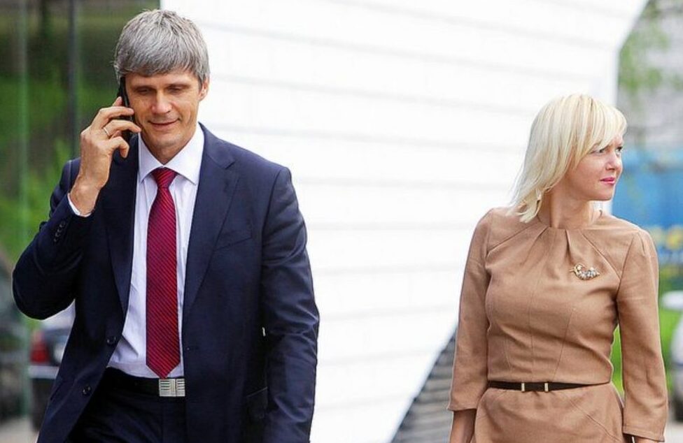 KNAB rosina apsūdzēt bijušo Rēzeknes mēru Bartaševiču un viņa sievu