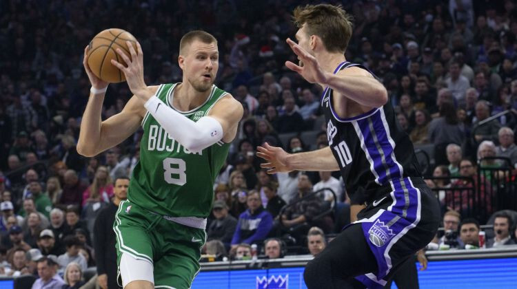 Kristaps Porziņģis un Bostonas “Celtics” uzņems Sakramento “Kings”