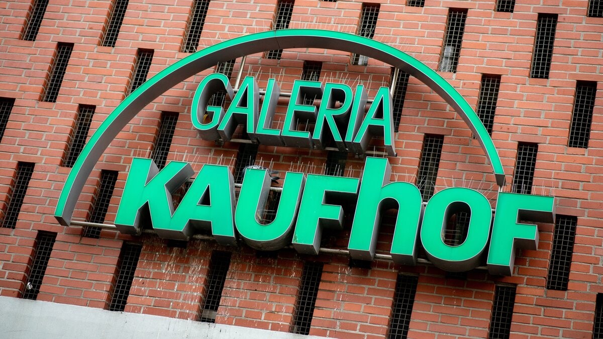 Vācijas lielveikalu tīklam “Galeria Karstadt Kaufhof” sākts maksātnespējas process