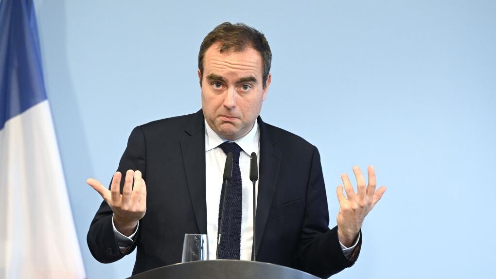 Lekornī cer uz pēdējā brīža izeju no politiskās krīzes