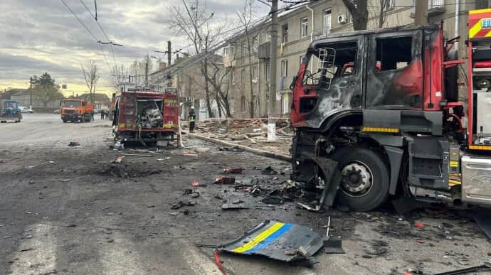 Ukrainas augstākās virspavēlniecības sanāksmē apspriesta Harkivas aizsardzība