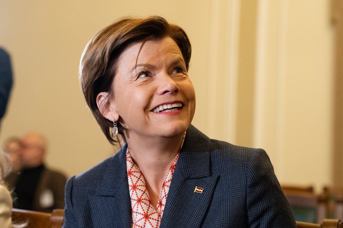 Braži pārliecinoši apstiprina ārlietu ministres amatā