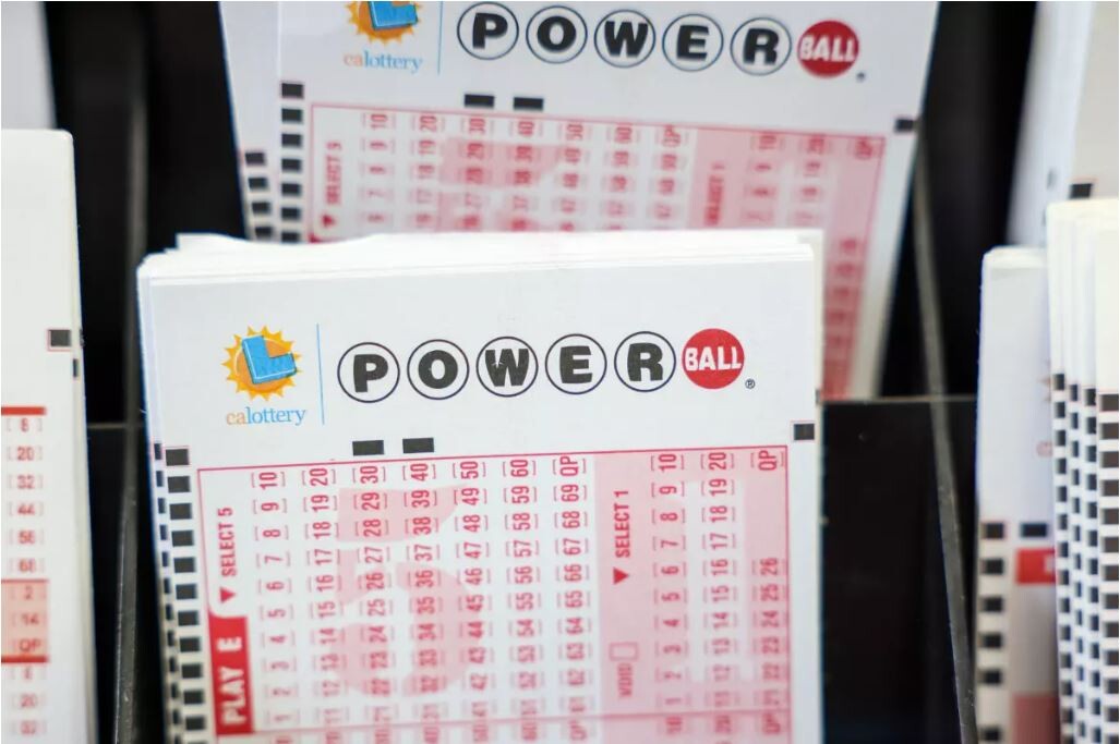 ASV loterijā “Powerball” laimēti 1,326 miljardi dolāru