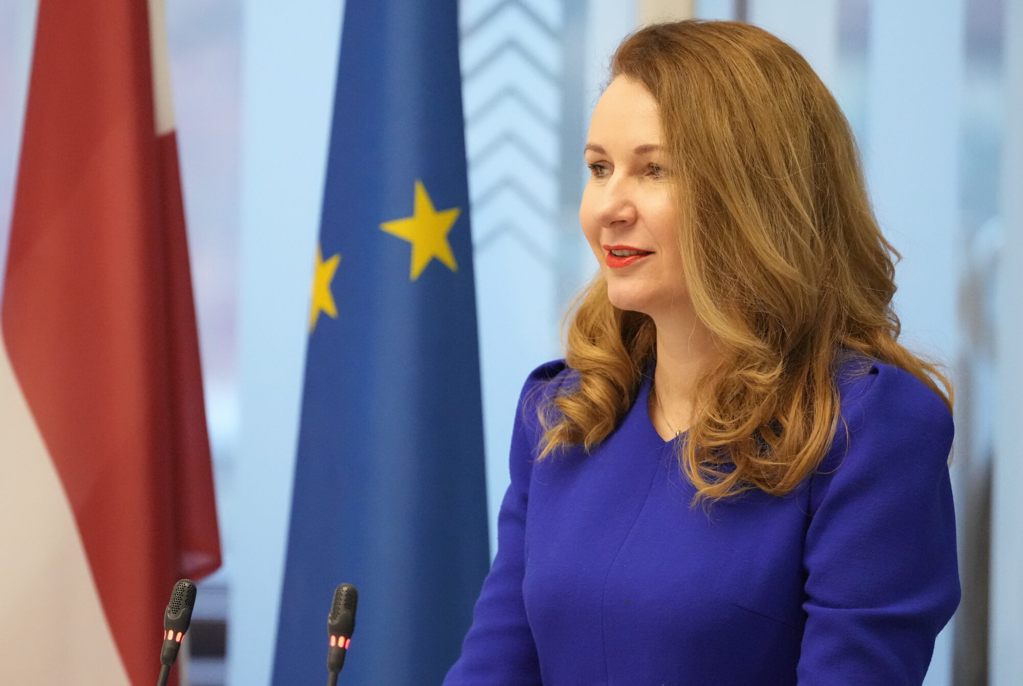 Inesi Lībiņu-Egneri apsver izslēgt no advokātu rindām