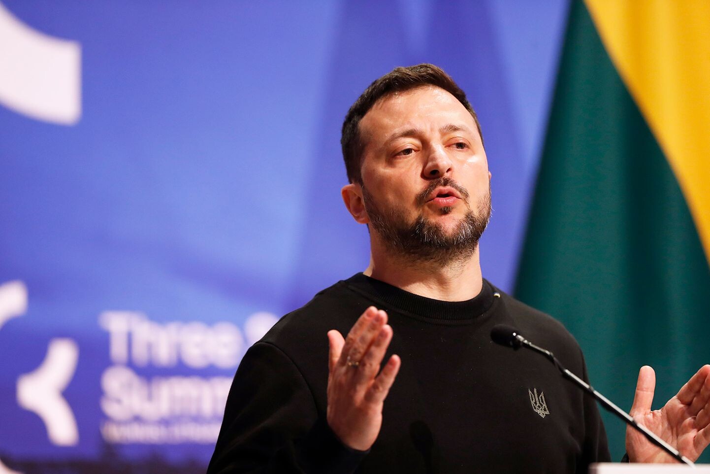 Zelenskis aicina Baidenu un Sji piedalīties Ukrainas miera samitā Šveicē