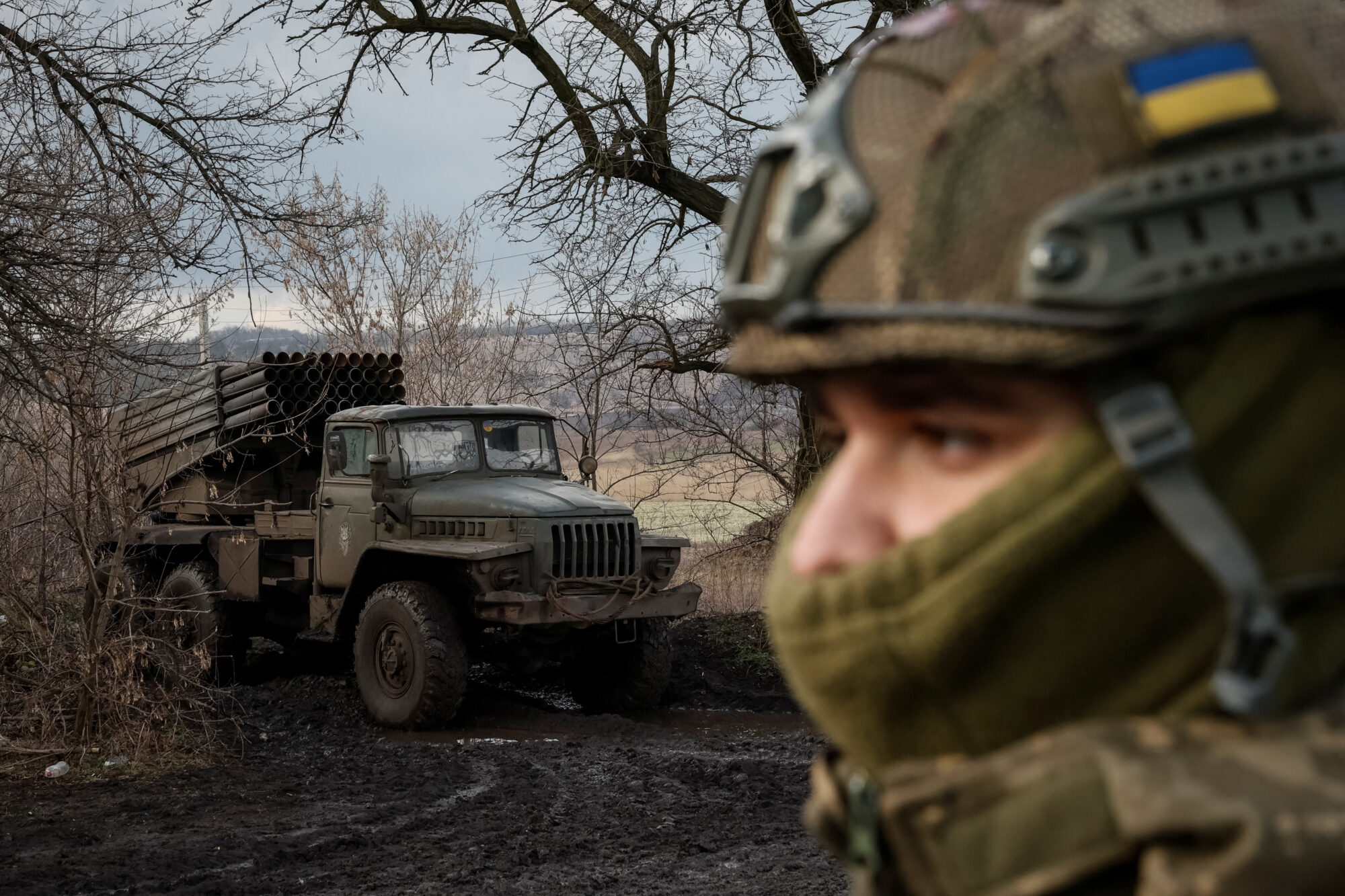 Ukraina atbrīvo pirmos ieslodzītos, kas piekrituši pievienoties armijai