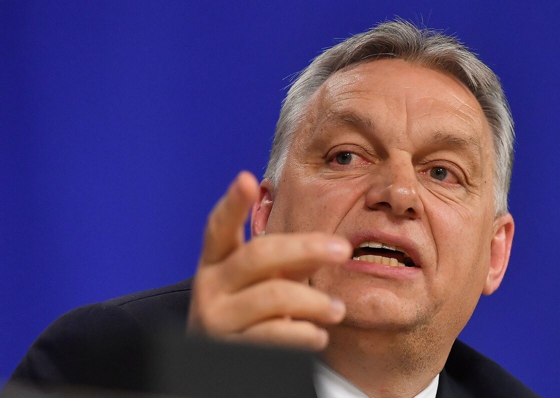 AfD frakcija Bundestāgā slavē Orbāna “miera” centienus ar Putinu