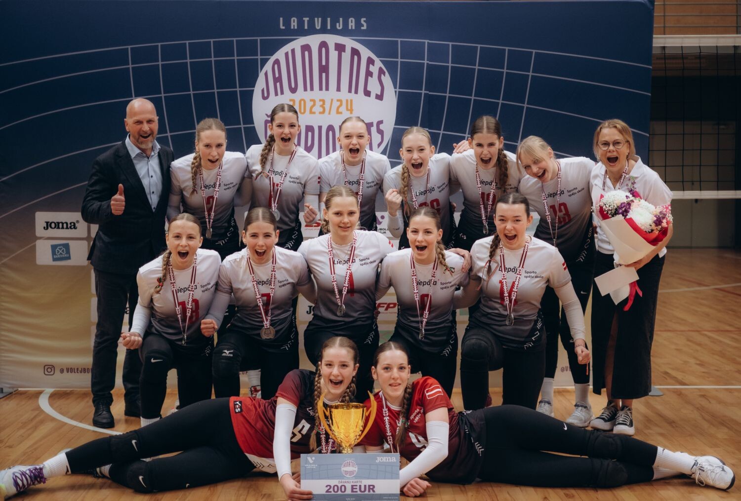 U16 volejbolistes noslēdz sezonu ar 2. vietu