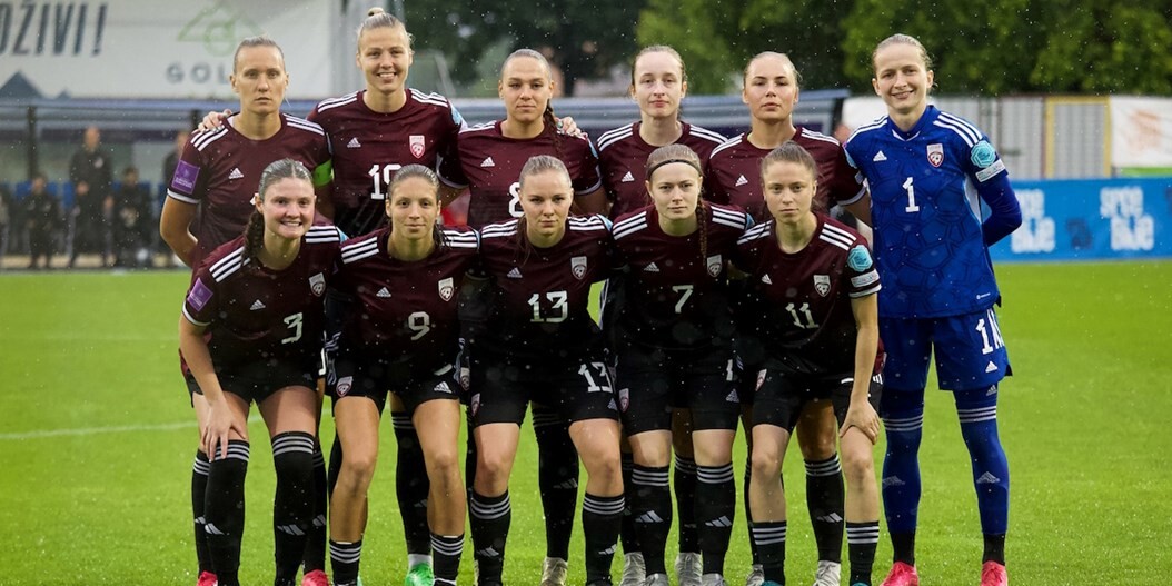 Latvijas futbolistes Eiropas čempionāta kvalifikācijas mačā zaudē Slovēnijai