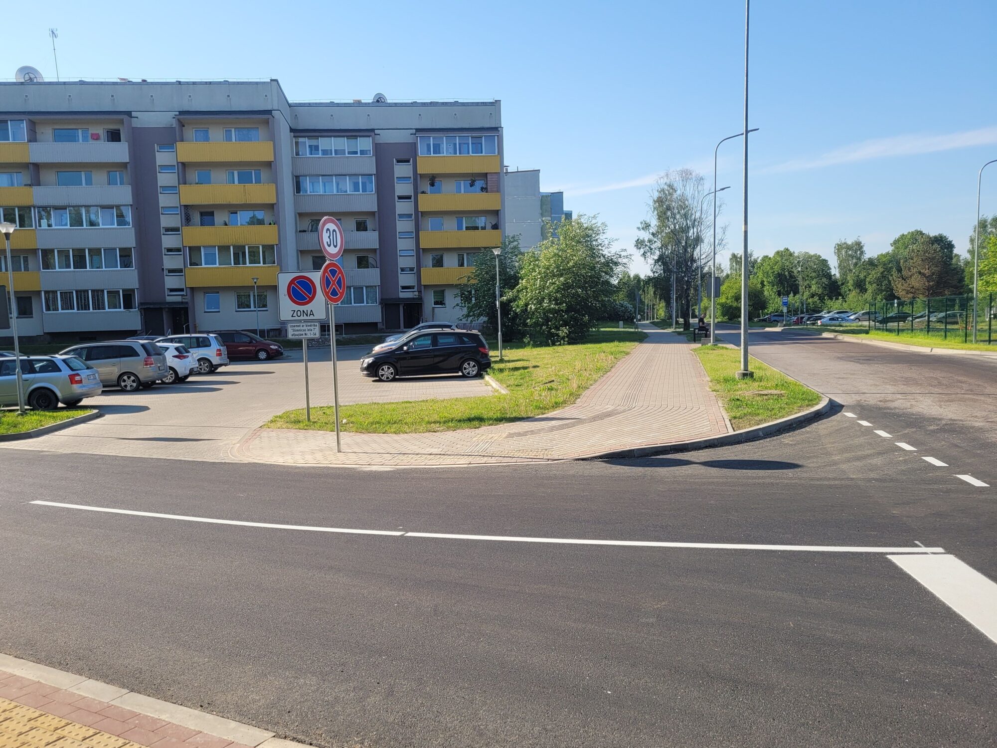 Braukšanai atver pārbūvētos Slimnīcas un Grīzupes ielu posmus