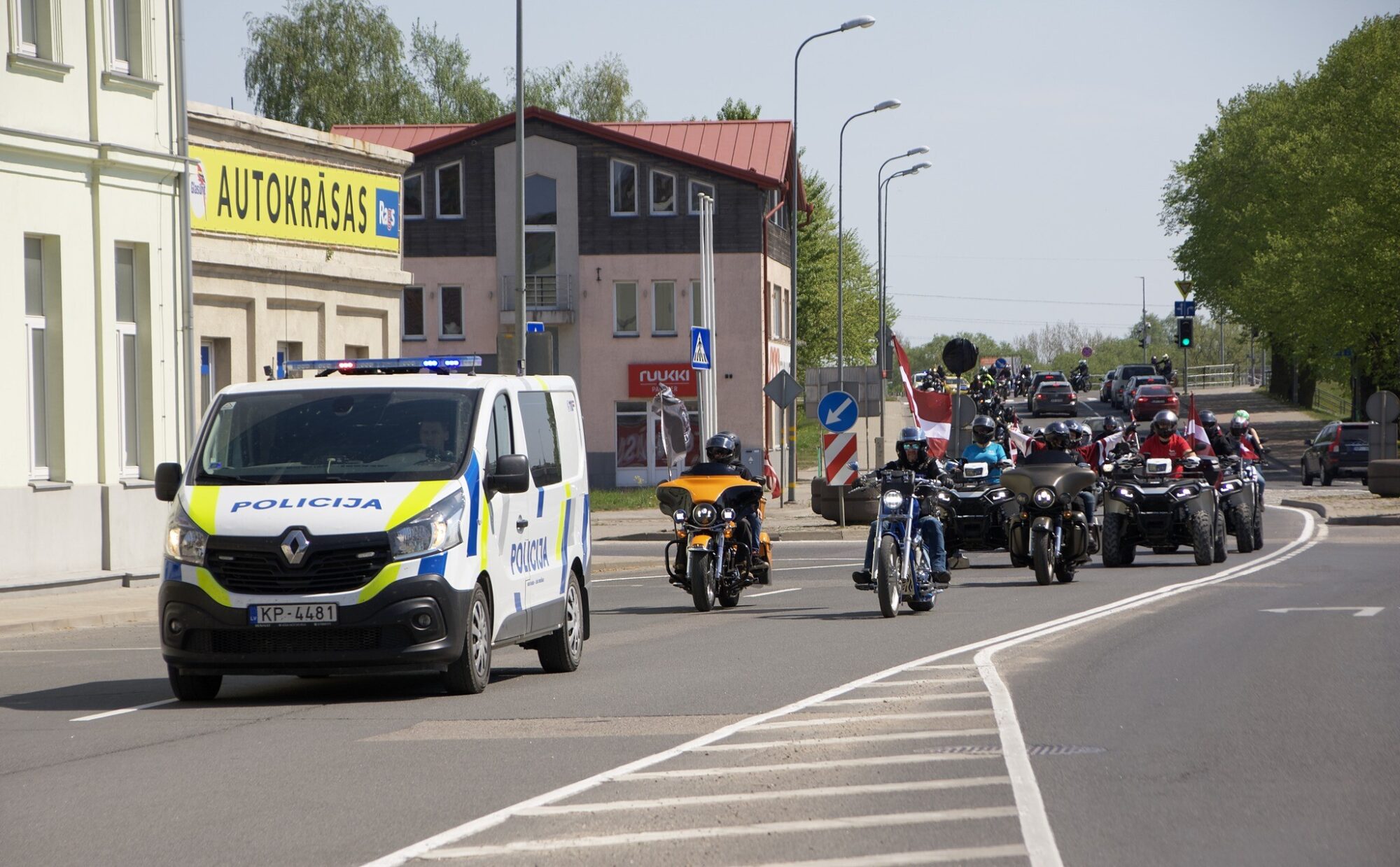 Aicina piedalīties ikgadējā Karogu braucienā