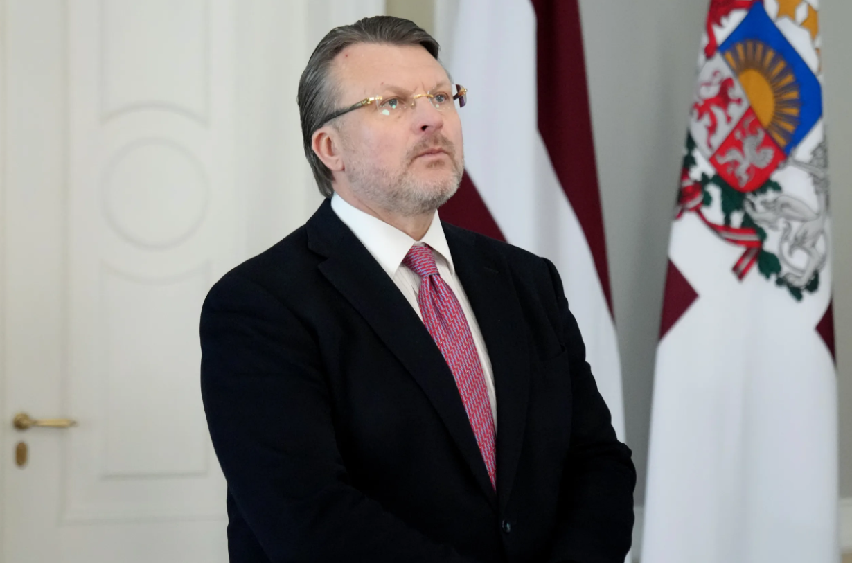 Raidījums: Mēģina steidzināt Latvijai nepieņemamu investīciju aizsardzības līgumu