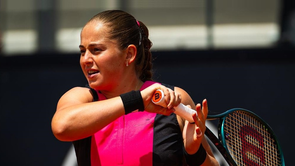 Ostapenko WTA rangā saglabā desmito pozīciju; Semeņistaja pakāpjas uz 118. vietu