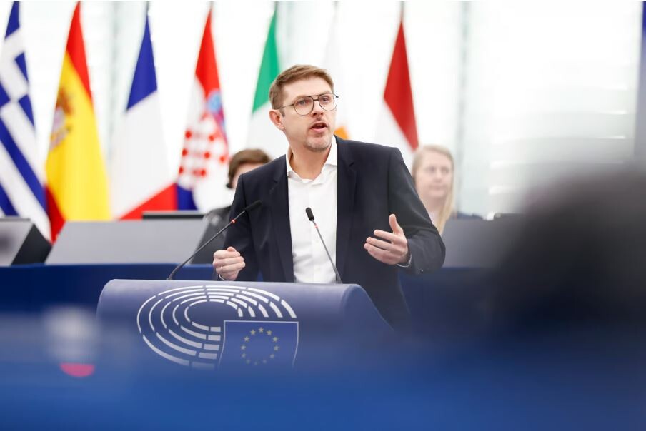 Vācijā uzbrukumā cietis sociāldemokrātu EP deputāts