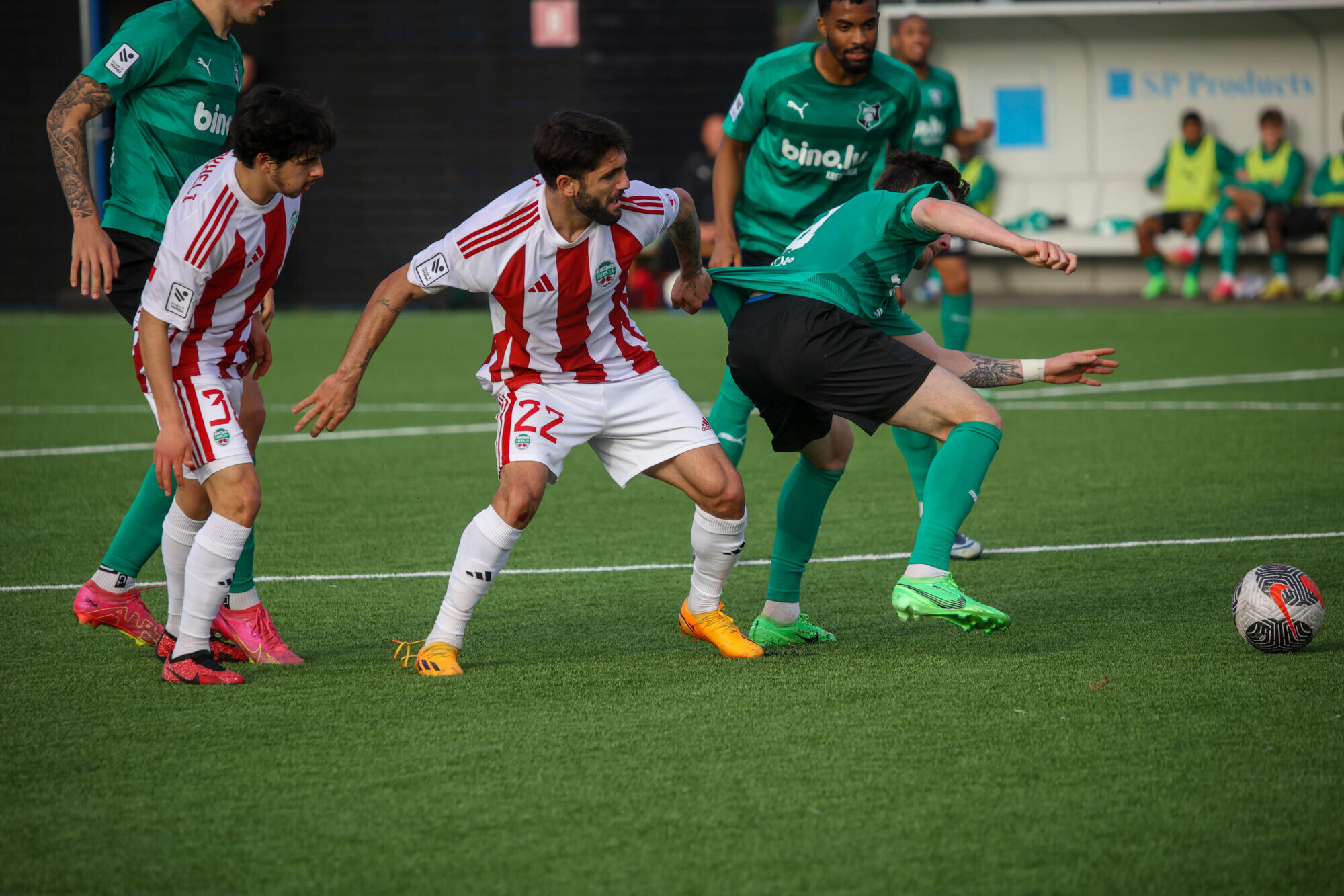 Futbola virslīgas vēlajā spēlē “Liepāja” tiksies ar “Audu”