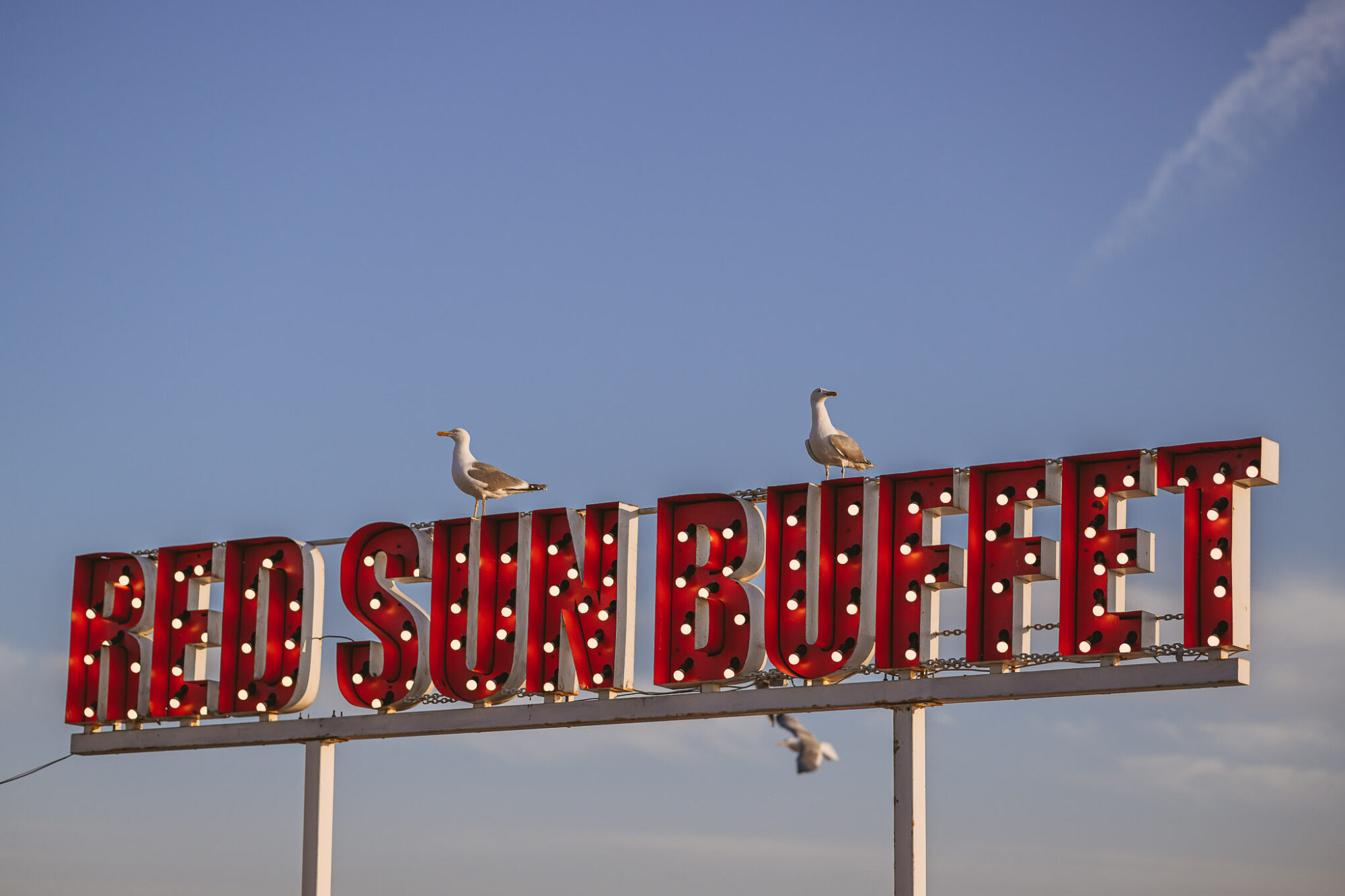 Pludmales kafejnīcā “Red Sun Buffet” notiks Saulgriežu svētku nogales pasākumi