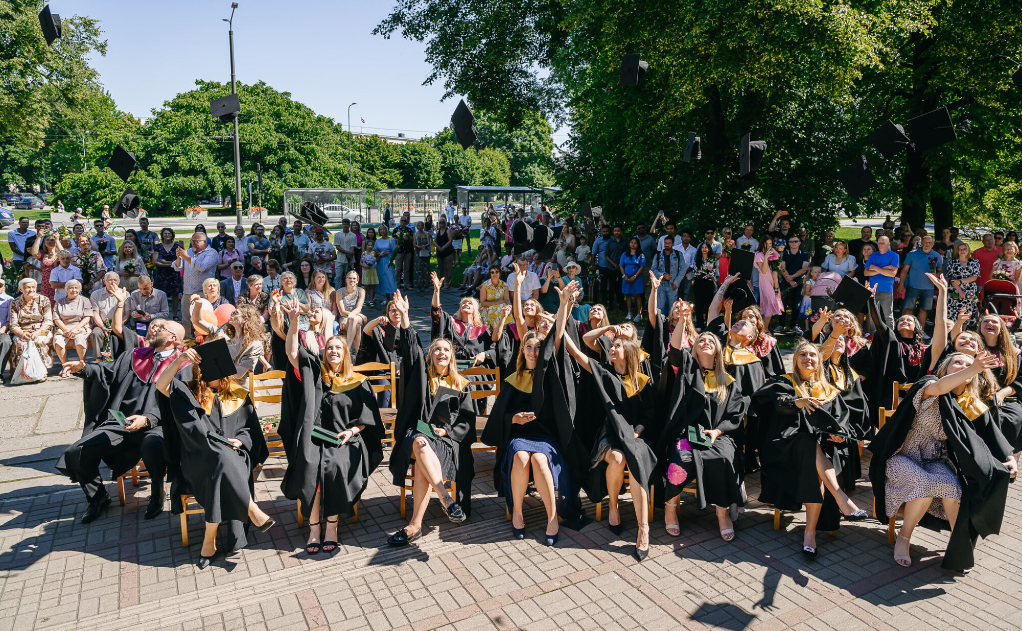 “RTU Liepāja” diplomu par augstāko izglītību saņem vairāk nekā divi simti absolventu