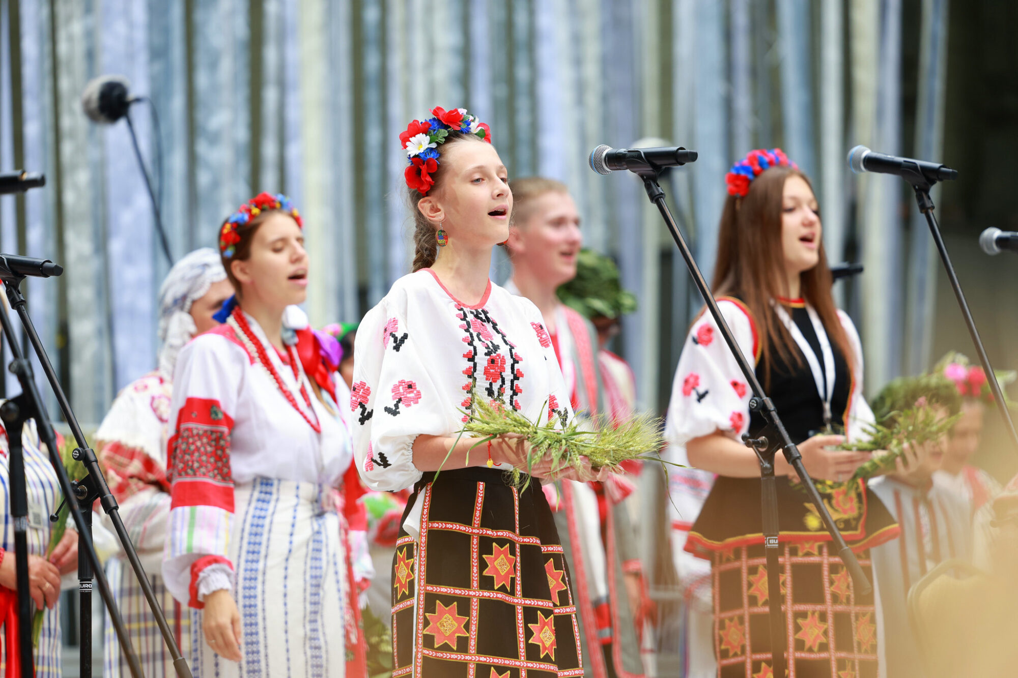 Kultūras ziņas krievu valodā. Trešais Latvijas mazākumtautību festivāls – bagātīga programma