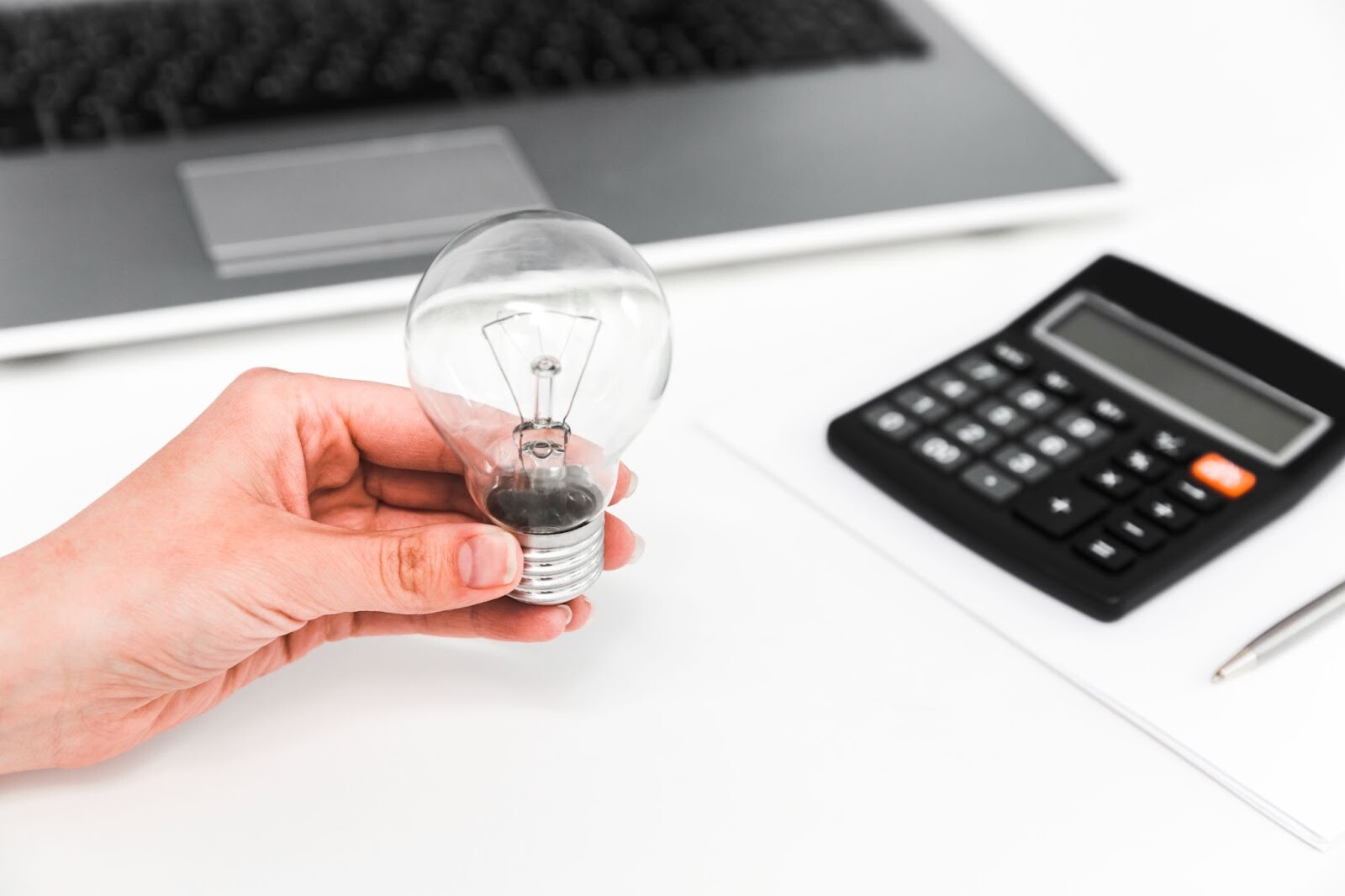 Elektrības vidējā cena pagājušajā nedēļā Latvijā samazinājās par 27%
