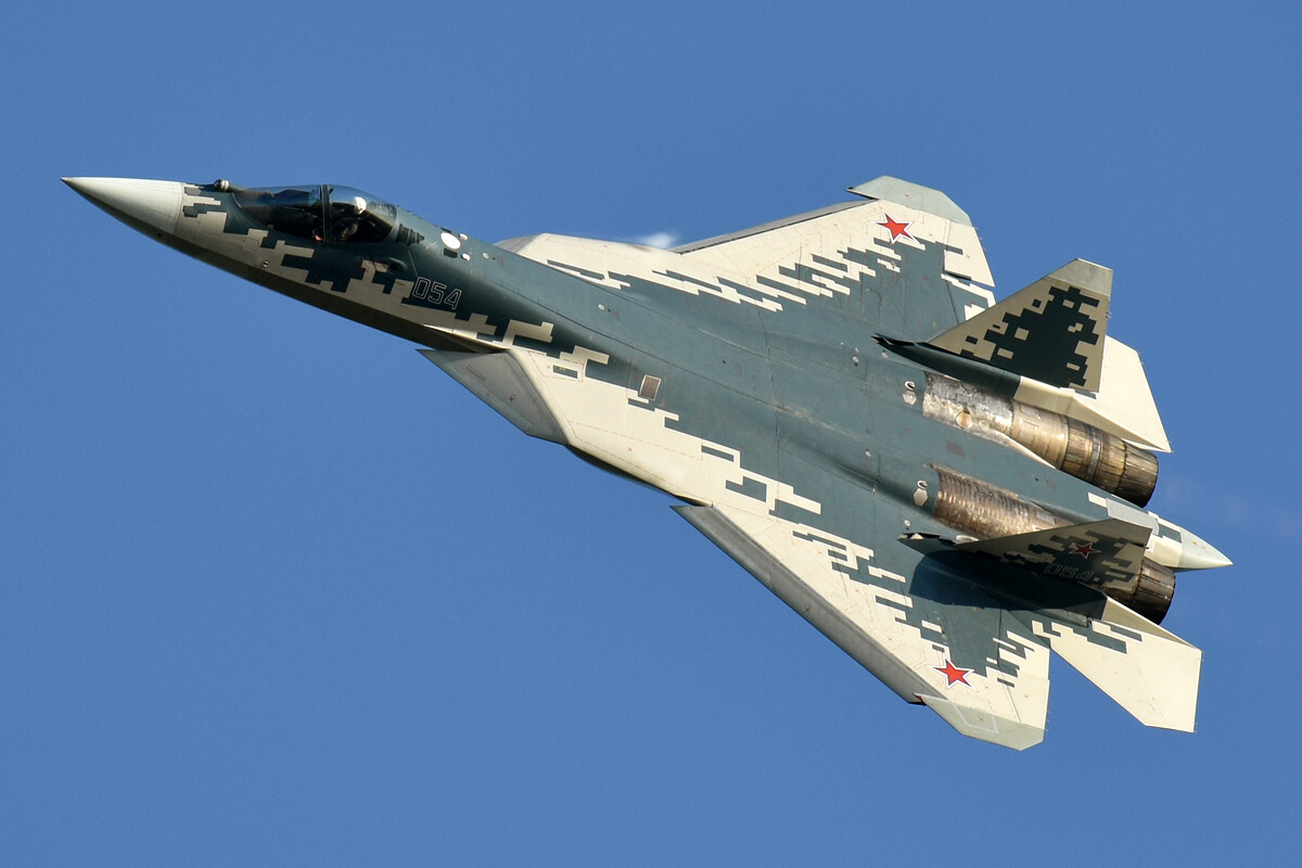 Ukrainas uzbrukumā bojāts Krievijas modernākais iznīcinātājs Su-57