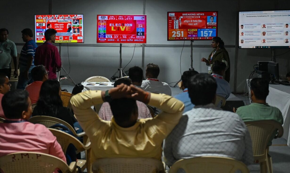 Sākotnējie rezultāti: Indijas parlamenta vēlēšanās vadībā Modi partija