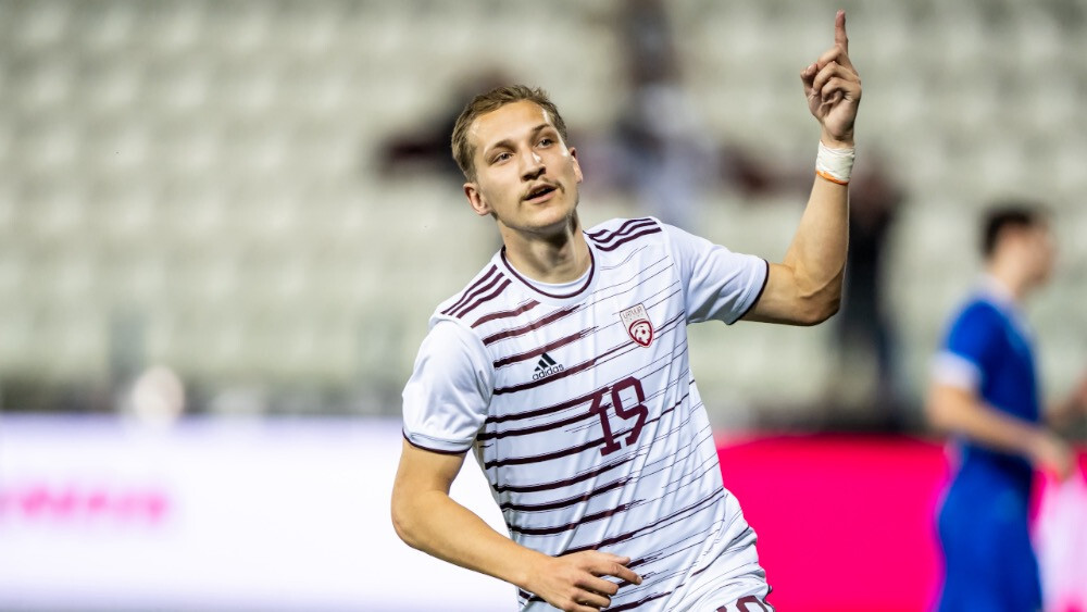 Latvijas futbolisti Liepājā Baltijas kausa mačā tiksies ar Lietuvu