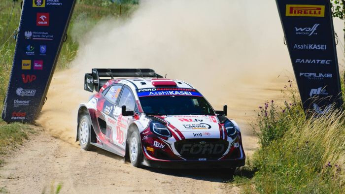 Seska ekipāža WRC debijā pēc pirmajiem sešiem ātrumposmiem ceturtajā vietā