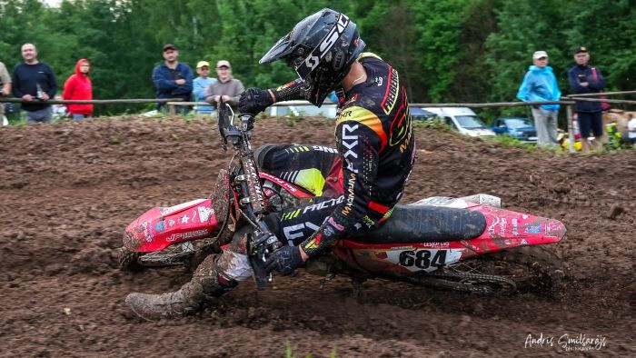 Uldis Freibergs MXGP posmā Ķegumā izcīna punktus pasaules čempionātā ieskaitē
