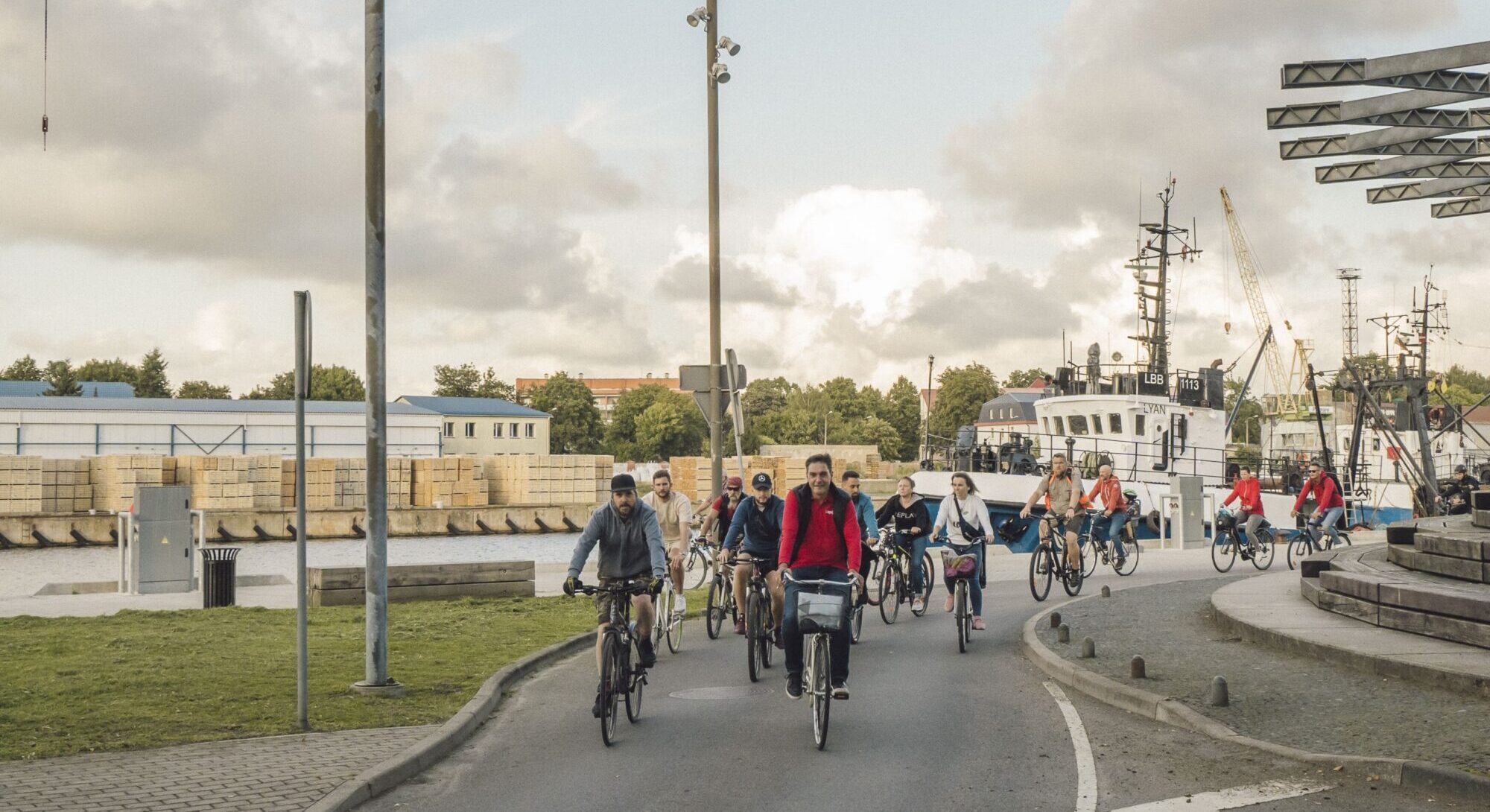 Aicina uz velobraucienu pa Jaunliepāju un bijušā “Liepājas metalurga” teritoriju