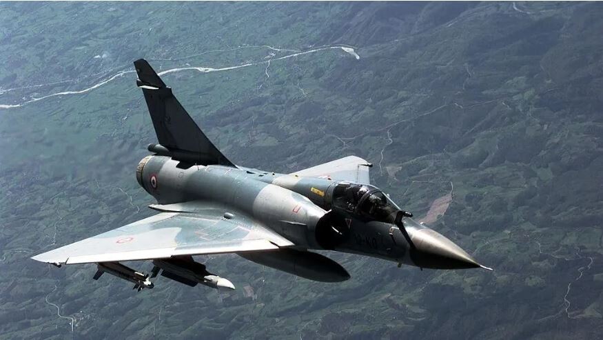 Francija nodos Ukrainai iznīcinātājus “Mirage-2000”