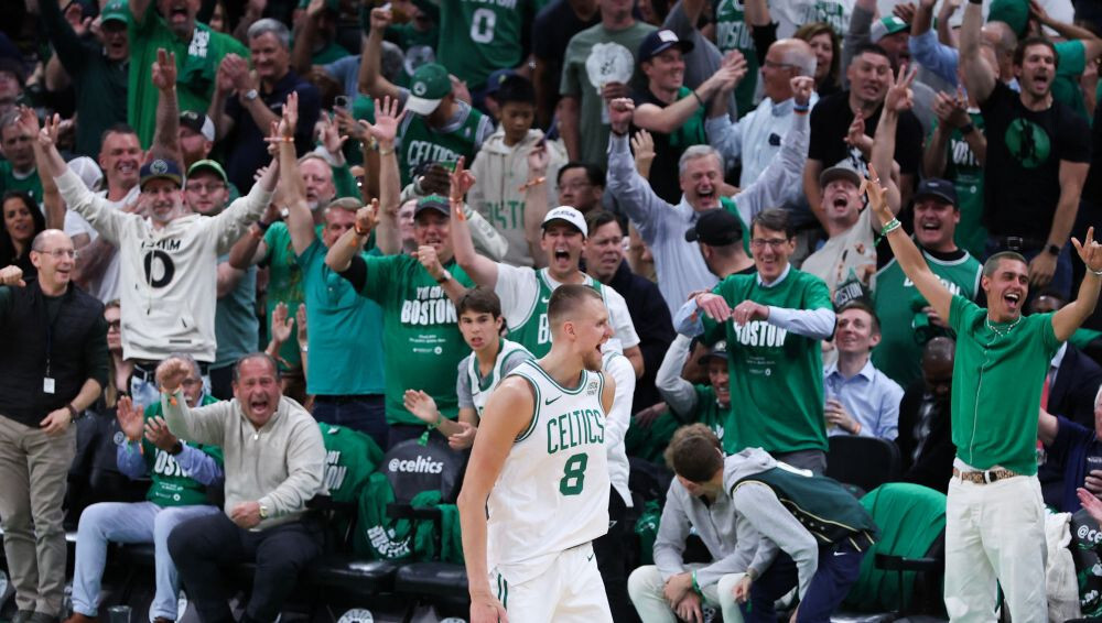 Video: Porziņģis ar 20 punktiem palīdz “Celtics” sākt NBA finālsēriju ar uzvaru